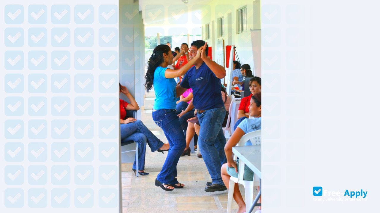 Photo de l’Free University of Costa Rica #3