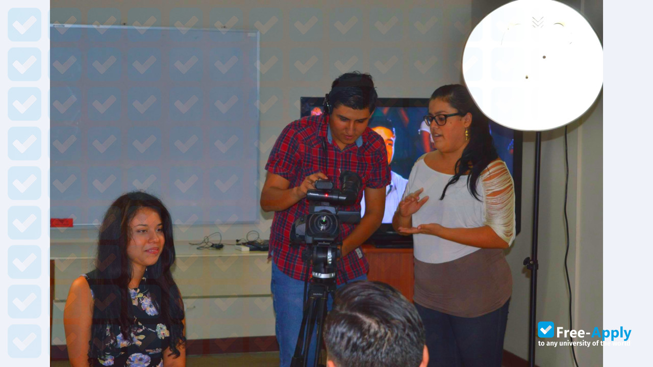 San Judas Tadeo University photo #6