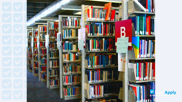 Photo de l’University of Applied Health Sciences #3