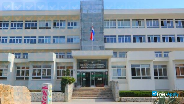 Foto de la University of Split #7