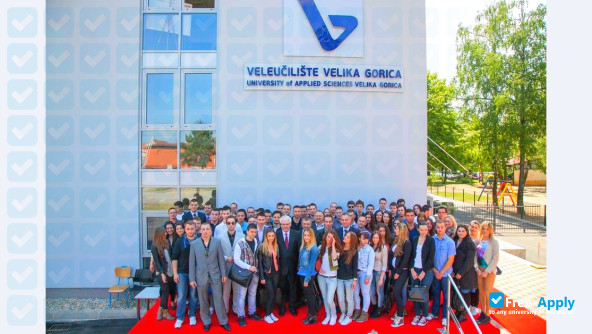 Foto de la Polytechnic Velika Gorica #5