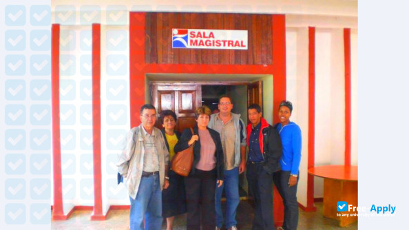 Foto de la International School of Physical Education and Sports