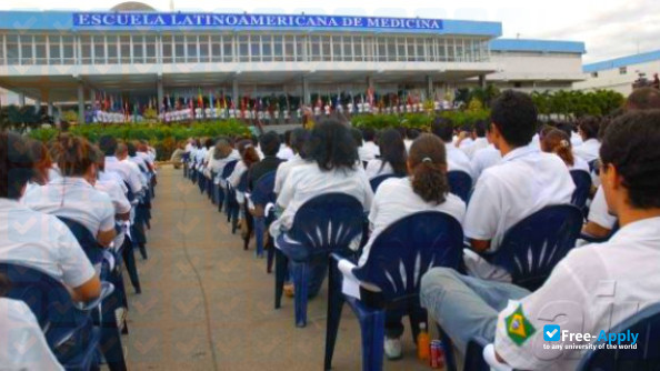 Foto de la Latin American School of Medicine #5