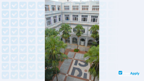 Higher Institute of Industrial Design photo #2