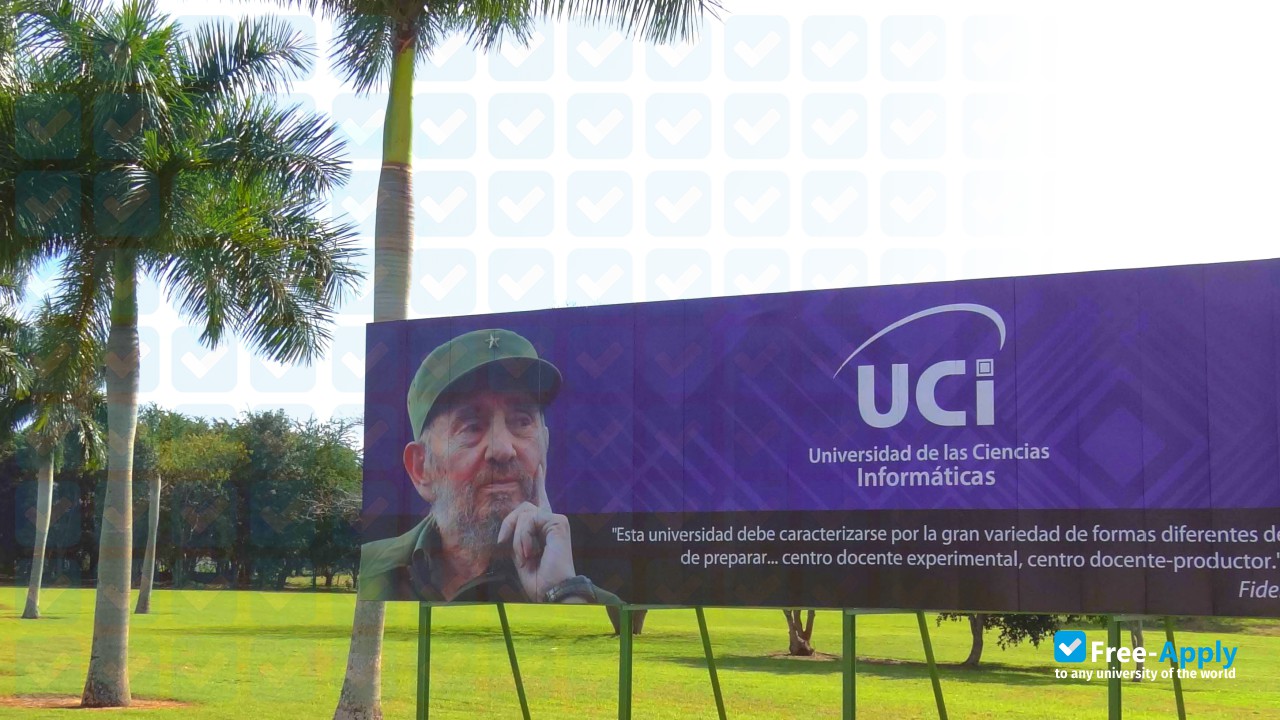 Foto de la University of Information Sciences #2