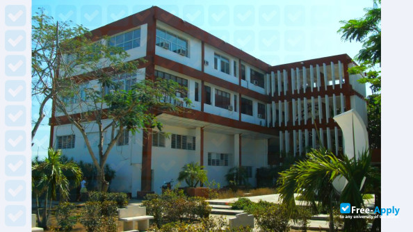 Las Tunas University photo #4