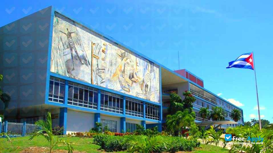 University of the East photo #5