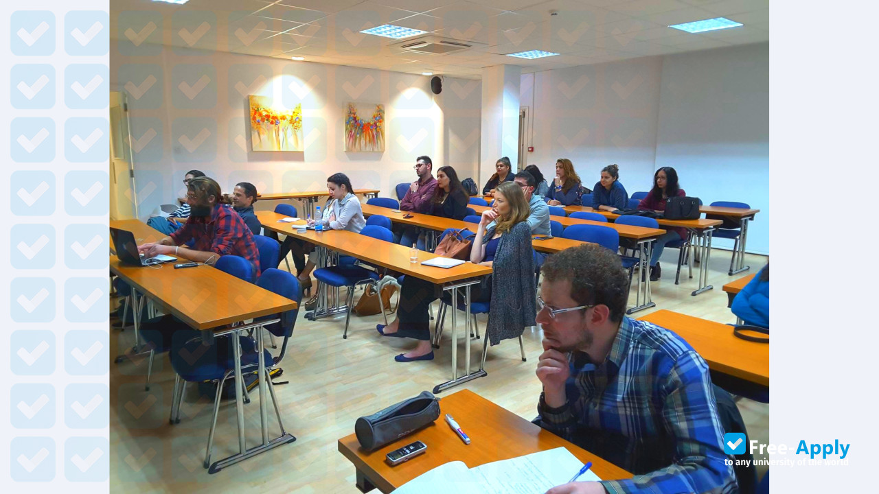 Photo de l’Cyprus International Institute of Management #7