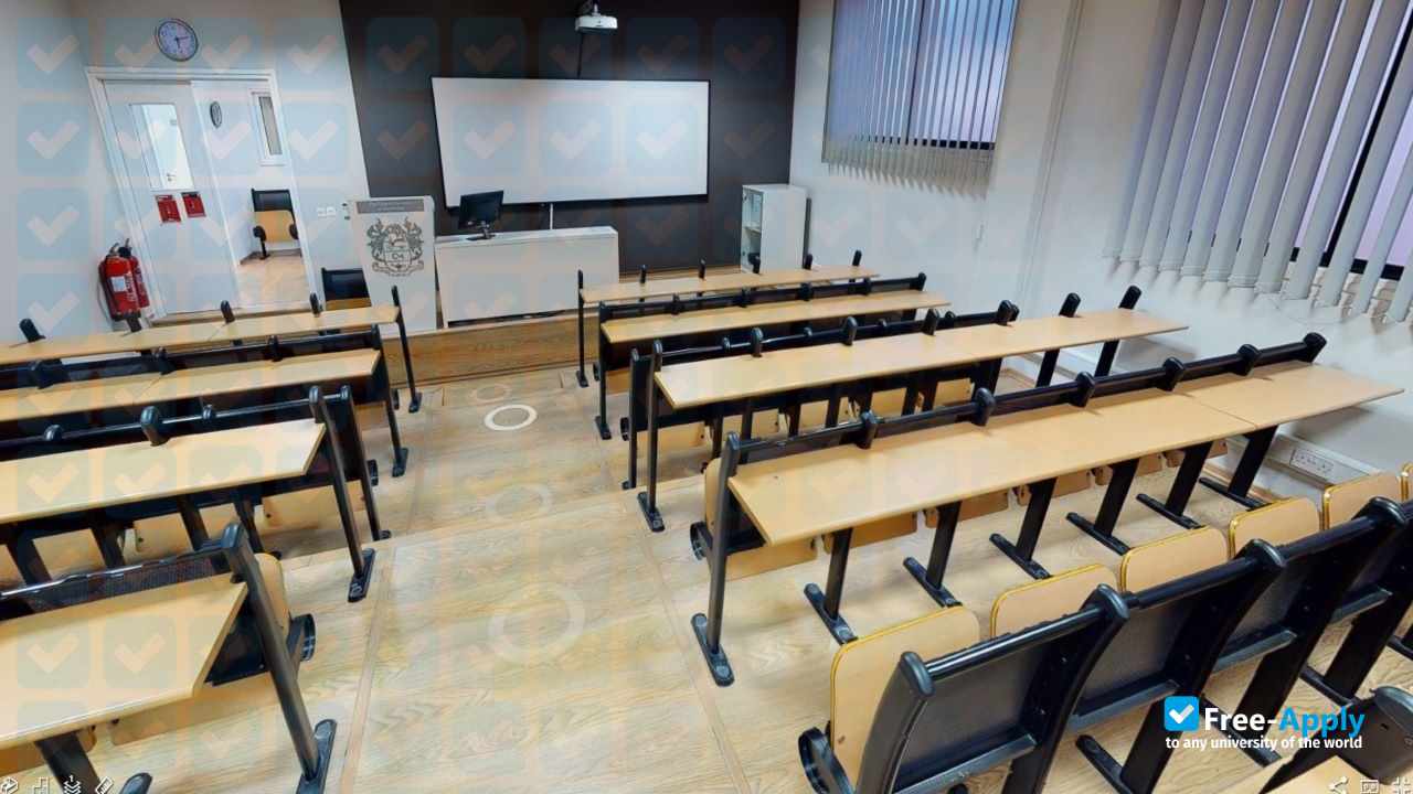 Foto de la Global Business University-Europe