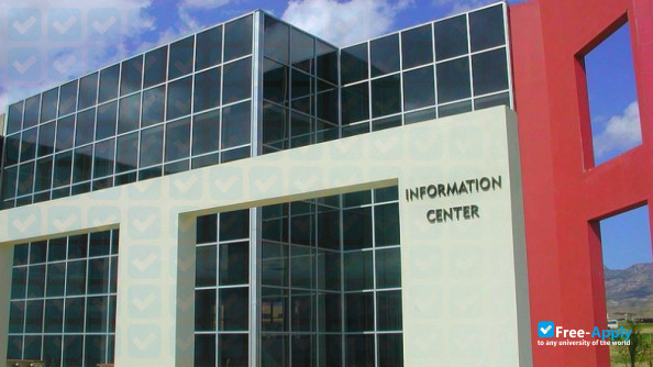 Foto de la Cyprus International University