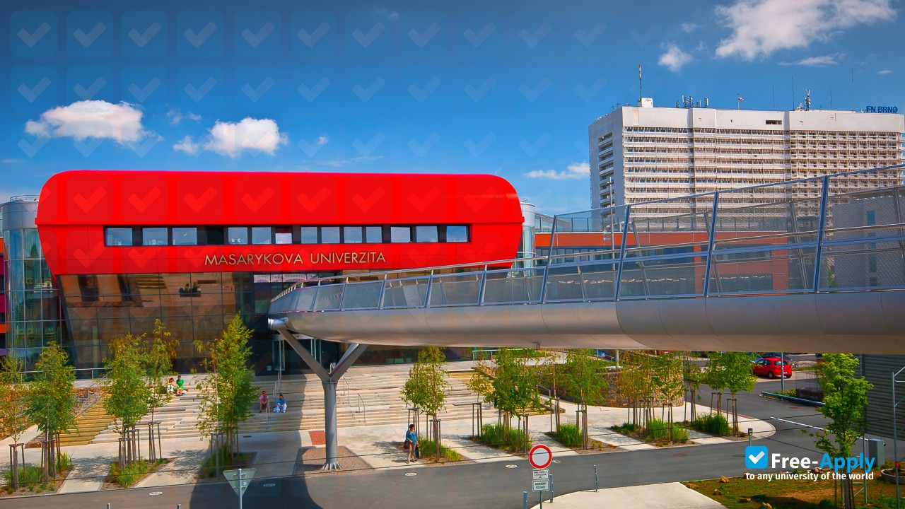 Photo de l’Masaryk University #23