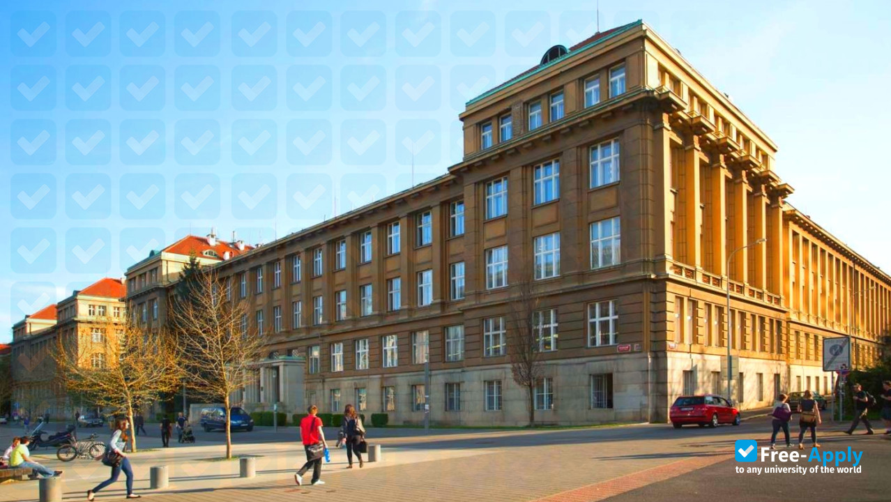 Photo de l’University of Chemistry and Technology, Prague #6