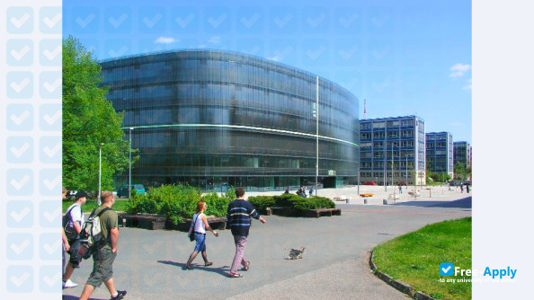 Photo de l’University of Chemistry and Technology, Prague #11