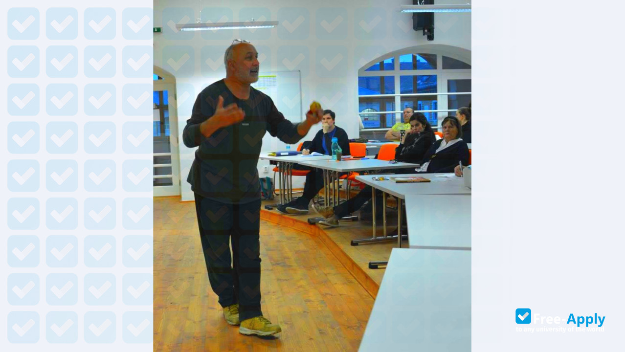 Photo de l’Applied Psychology College #4
