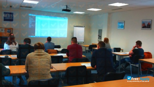 Foto de la Brno International Business School #6