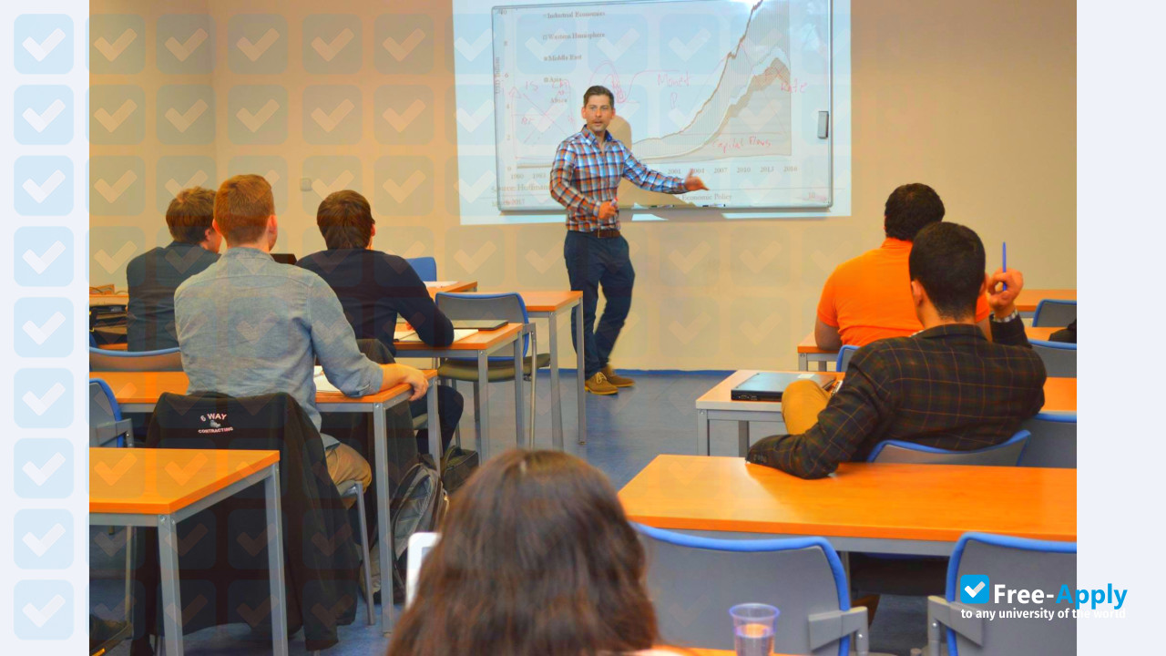 CEVRO Institute photo