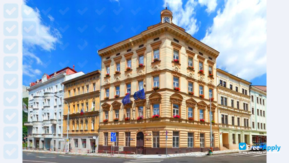 Metropolitan University Prague photo #11