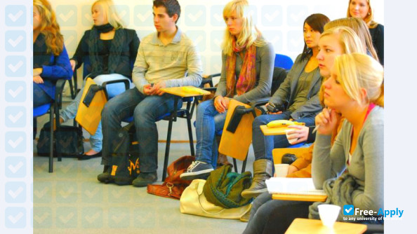 Prague College of Psychosocial Studies photo #6
