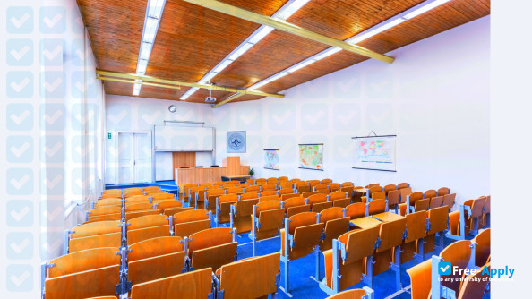 Photo de l’College of International and Public Relations Prague #9