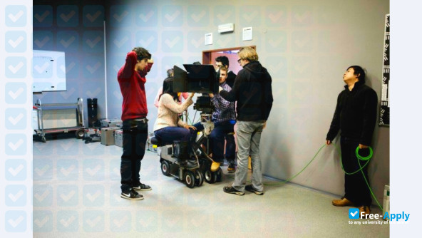 Photo de l’Film and TV School of the Academy of Performing Arts in Prague #9