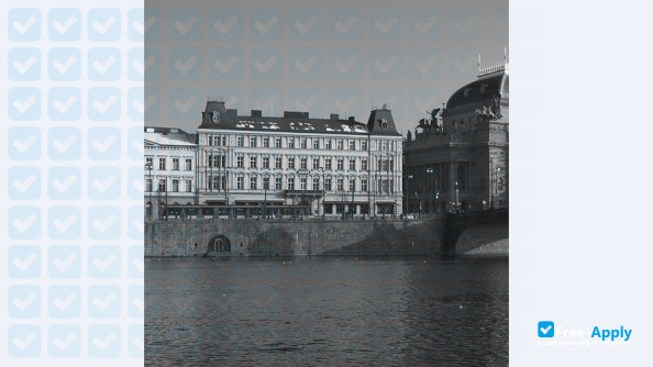 Photo de l’Film and TV School of the Academy of Performing Arts in Prague #2