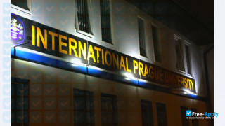 Miniatura de la International Prague University #4