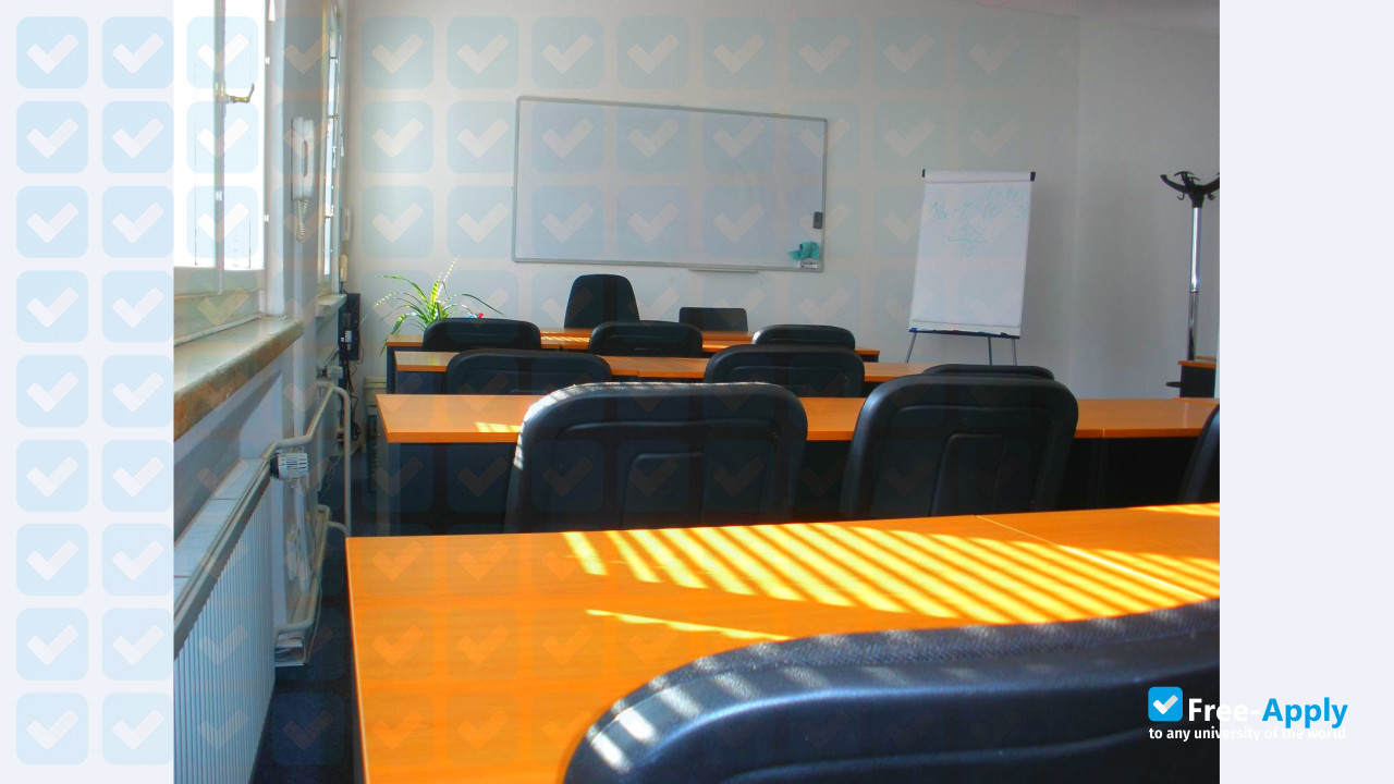 Photo de l’Institut Franka Dysona #2