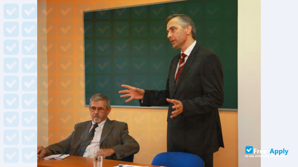 Foto de la Business School Ostrava #2