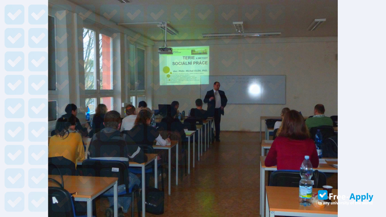 Photo de l’College of Social and Administrative Affairs #5