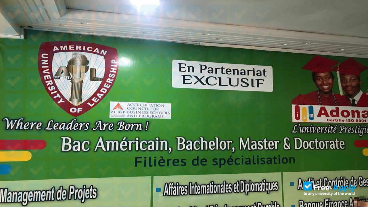 Foto de la ISM Adonaï University #9