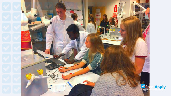 Foto de la Tradium (Danish Business Academy / Minerva Trade School) #6