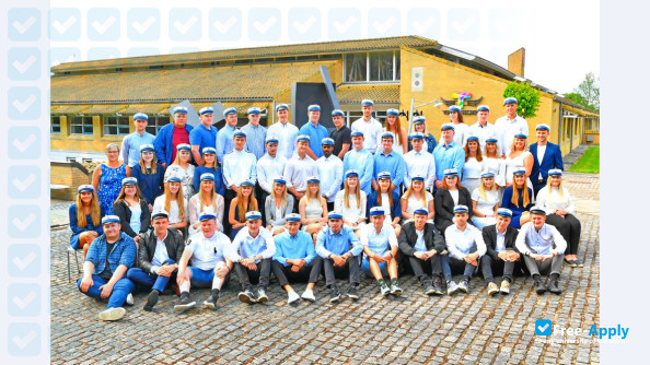 Foto de la Tradium (Danish Business Academy / Minerva Trade School) #2