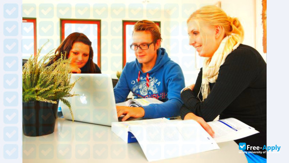 Academy of Professional Higher Education Midjutland фотография №5