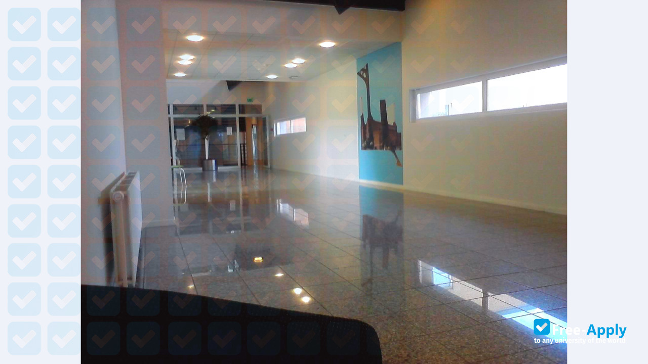 Dania Academy photo #6