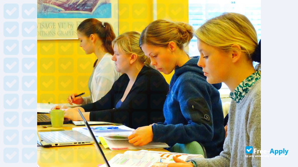 School of Nursing Bornholms фотография №1