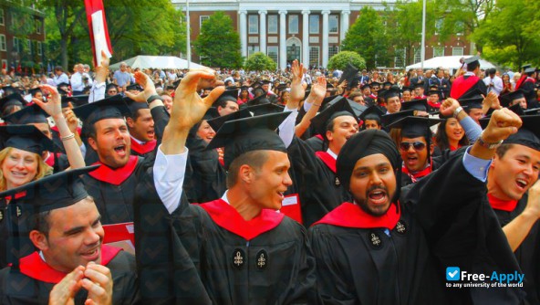 AVT Business School photo #5