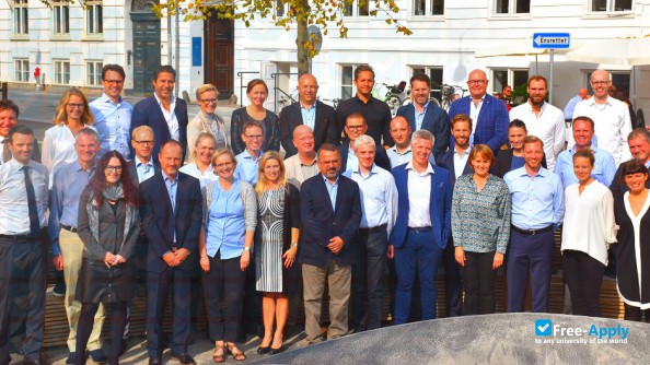 AVT Business School photo #1