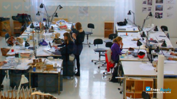 Scandinavian Academy of International Fashion and Design