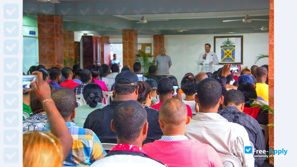 Caribbean University photo #5
