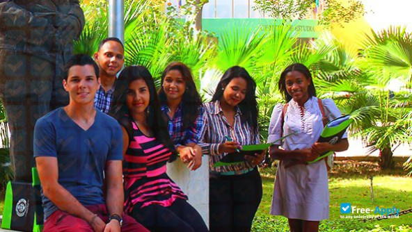 East Central University (UCE) фотография №12