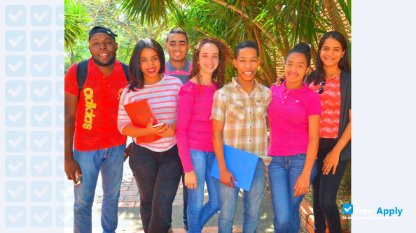 Universidad ISA photo #2