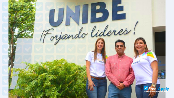 Foto de la Ibero American University (UNIBE) #1