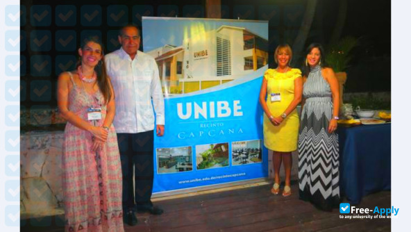 Foto de la Ibero American University (UNIBE) #37