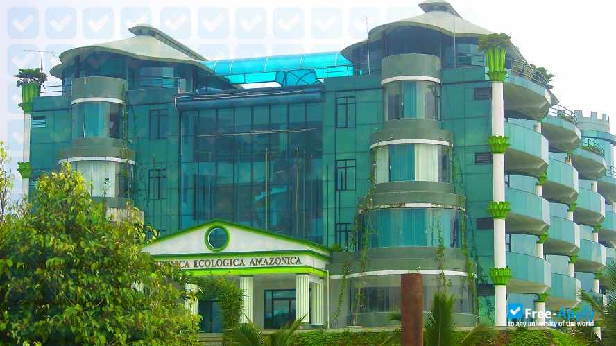 Photo de l’Amazonica Ecological Polytechnical College #3