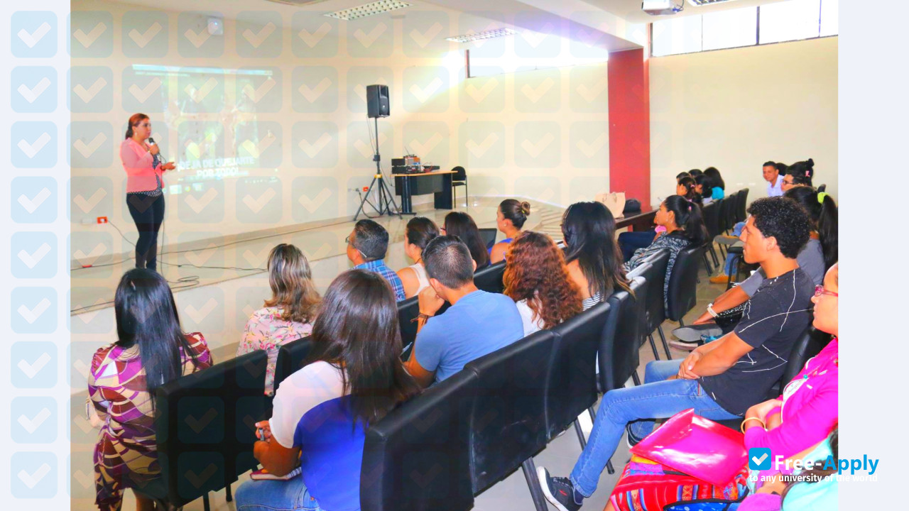 Foto de la State Technical University of Quevedo (UTEQ) #5