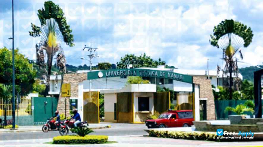 Foto de la Technical University of Manabi #2