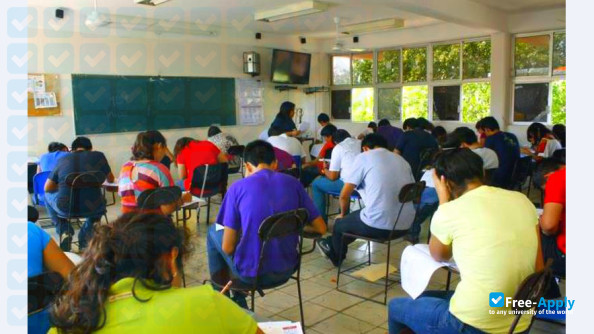 Photo de l’National Polytechnic School (EPN) #2