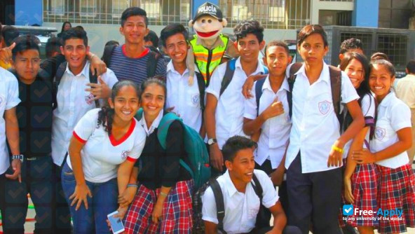 San Gregorio of Portoviejo University photo #1