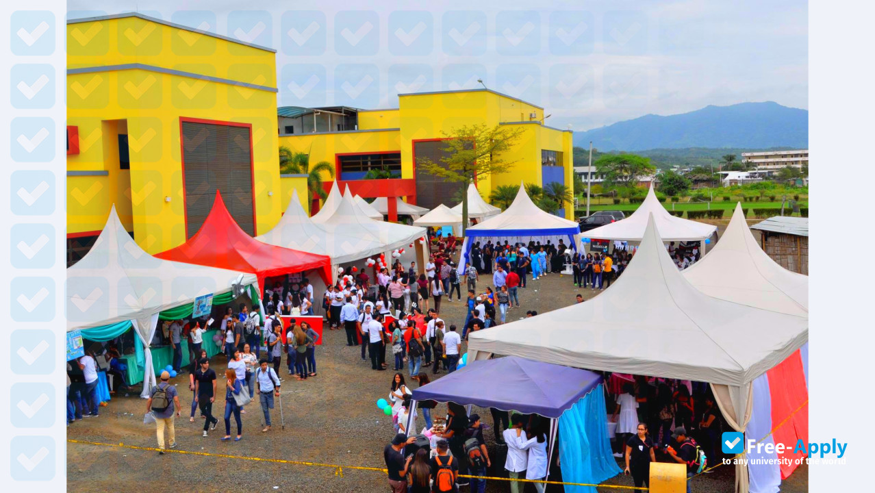 University San Gregorio de Portoviejo фотография №3