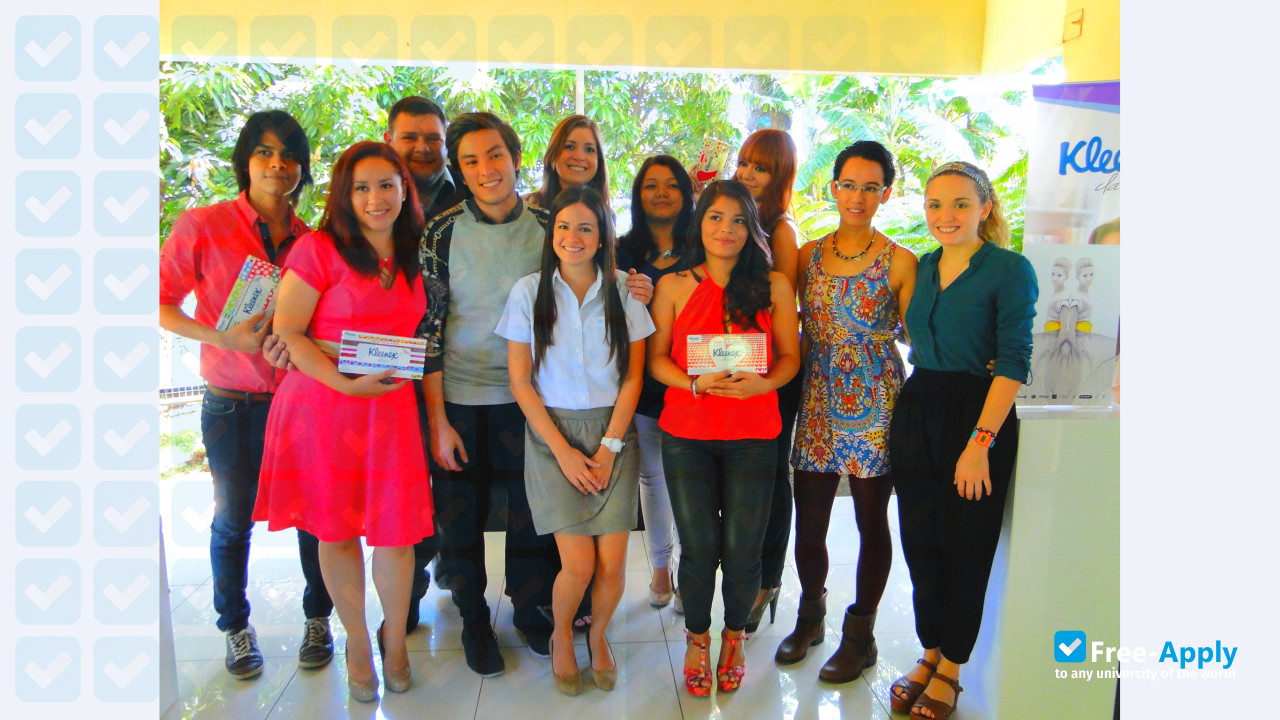 Foto de la Dr. Jose Matias Delgado University #3